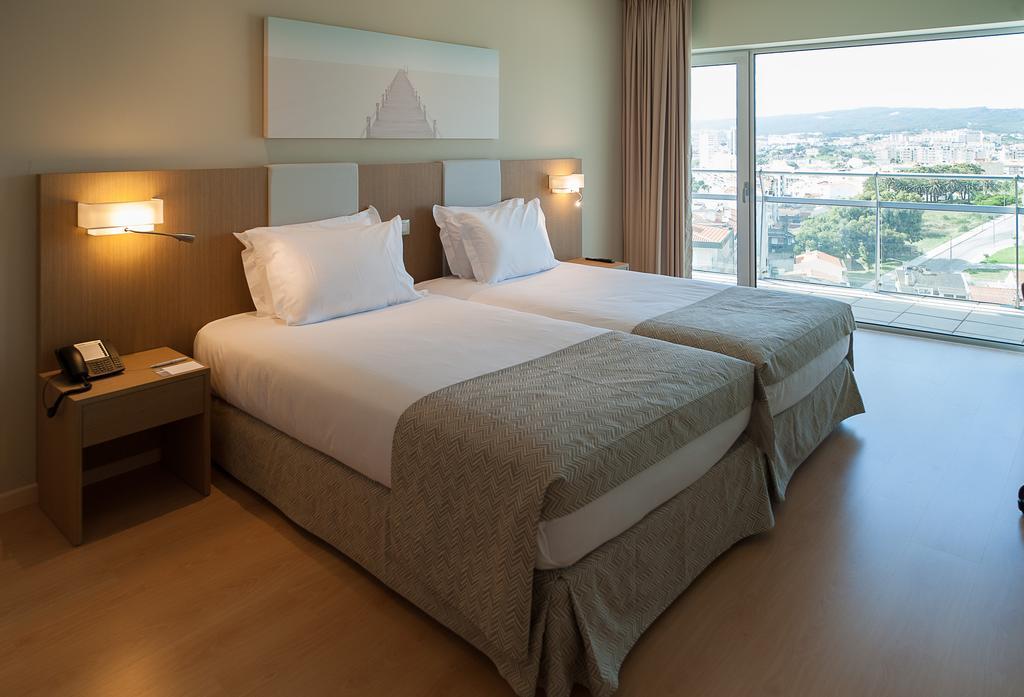 Eurostars Oasis Plaza Hotel Figueira da Foz Ngoại thất bức ảnh